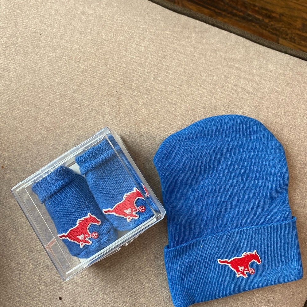 SMU New born Blue Beanie and Socks Set with Red Logo
